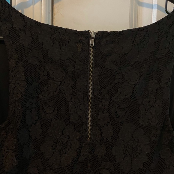 Express Lace Ruffle Tank Top - Picture 4 of 4